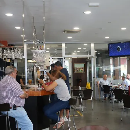 44 מלון 3*