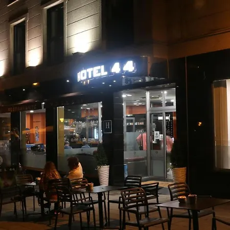 44 3* Gijón