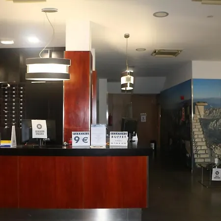 Hotel 44 3*