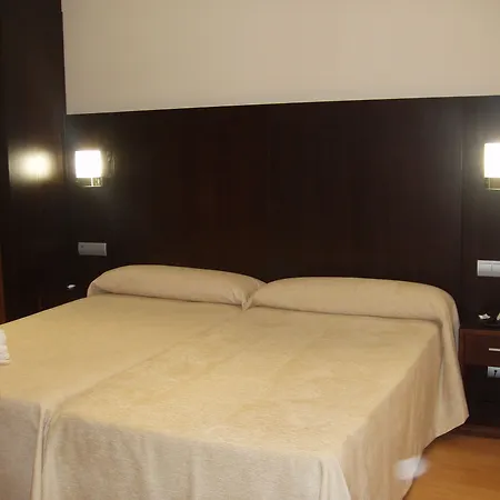 44 Hotel